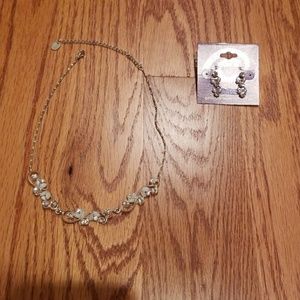 Necklace and earrings set